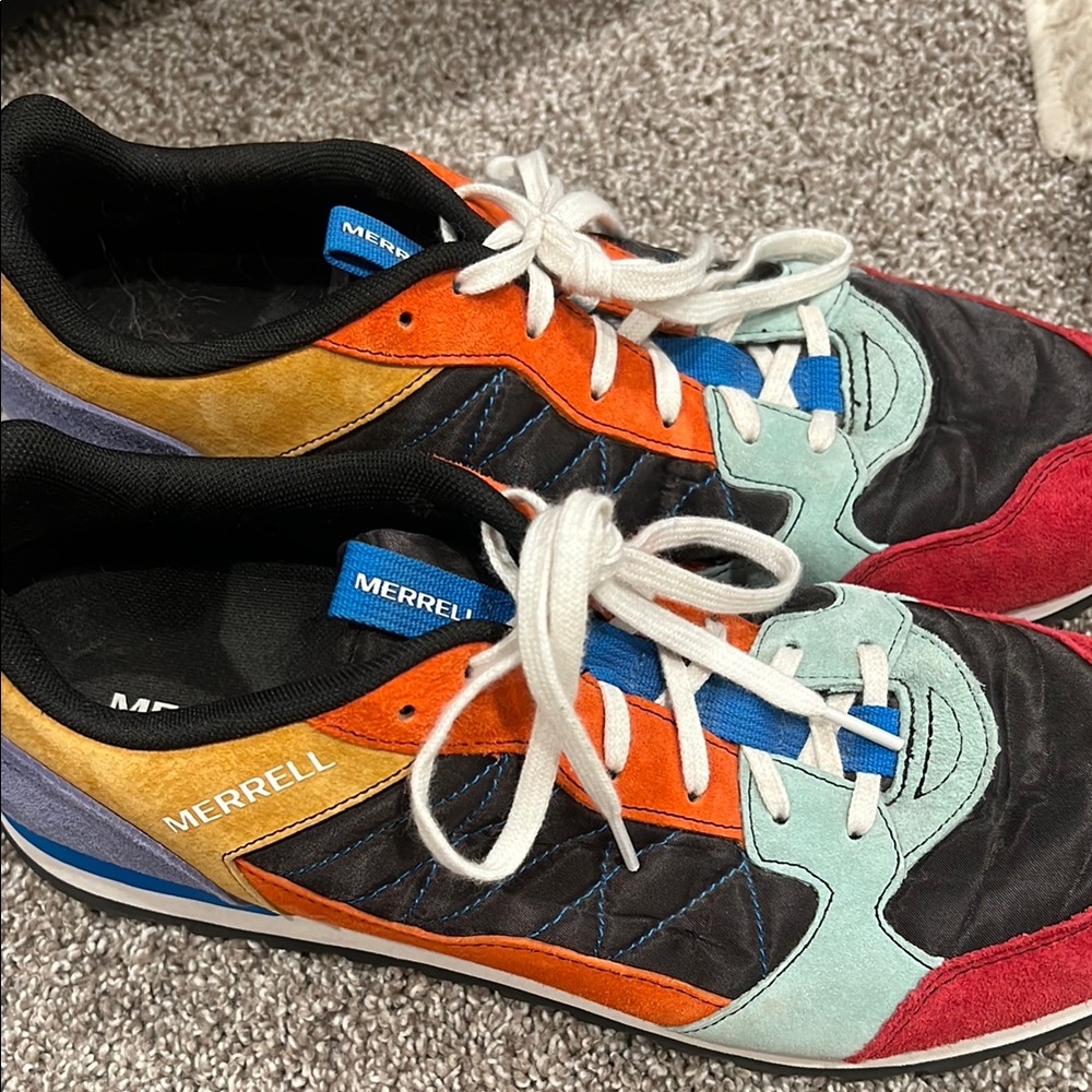 Merrell Red and Orange Sneakers Vibrant Design